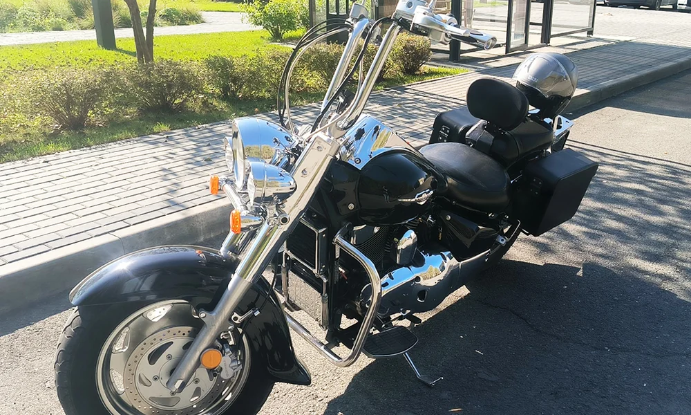 Suzuki Boulevard C90